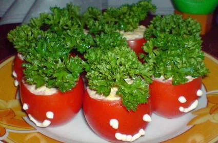 Раци салата с пиле и домати