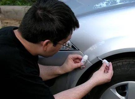 Festék autó ceruza eszközt retusálhatunk autó