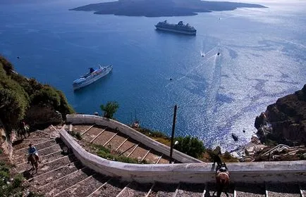 Portul de croazieră Santorini