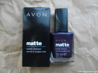 Mat de unghii mat poloneză nailwear culoare albastru tuș de la avon, pe