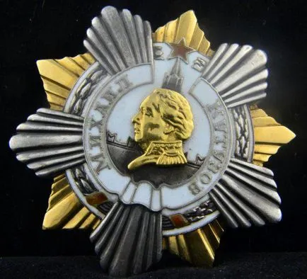 Elnyerte az Order of Kutuzov