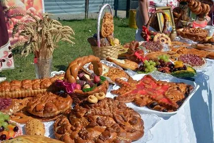 Церемонии, традиции и признаци на празника Казан лято, zazhinki, zatusim!
