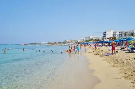 Paralimni - tájékoztatás a központban és a látványosságok