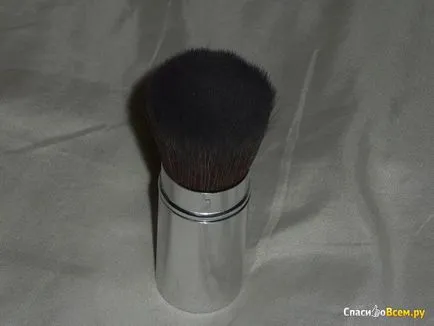 Opinii telescopic Powder Brush Yves Rocher perie foarte la îndemână în caz amuzant,