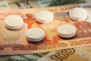 Miért van szükség az állami kórházi orvosok olcsóbb gyógyszerek és magán orvosok - drága