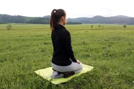 postura corectă pentru meditație pentru începători