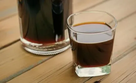 Rețete lichioruri cafea vodca, alcool și apă de ploaie și instrucțiunile de gătit