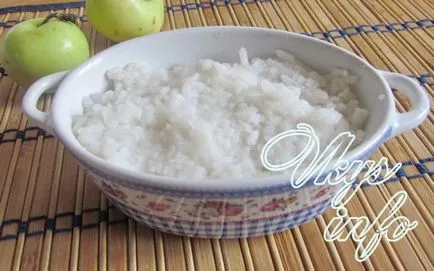 Rice almával a sütőben, a recept egy fotót