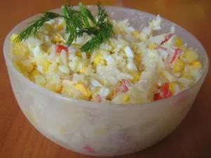 Salata de crab bastoane rețetă pentru un clasic, sensibilitate