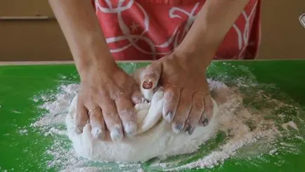 Cukorpasztát fedezésére torta recept lépésről lépésre fotó-video