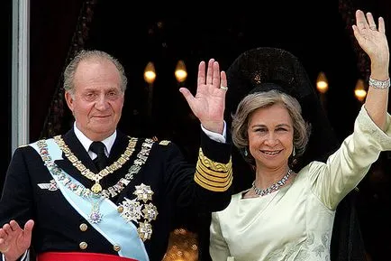 Esküvő Prince Felipe és Letitsii Ortis rokasolano