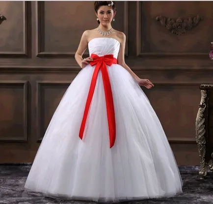 Menyasszonyi ruhák Kínában készült