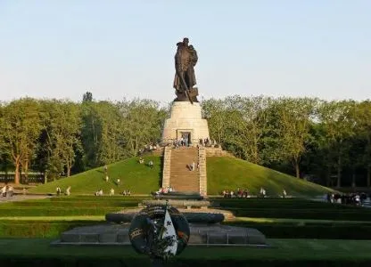 Treptow Park din Berlin