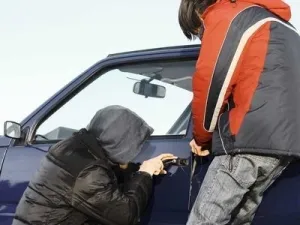 carjacking Articolul 166 din Codul penal, pentru a declara autoturismul furat în 2017