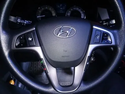 Instalare de butoane de control de direcție de muzică hyundai solaris