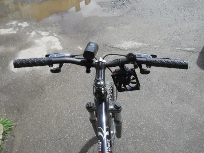 Încărcător biciclete dispozitiv USB la telefon cu mâinile - Arduino, zmeura pi, casa inteligentă