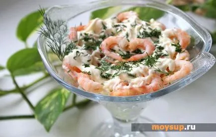 Az elragadóan finom saláta garnélarák és gomba - lépésről lépésre recept
