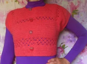 Knit o crenguta de liliac croșetat