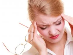 Boli ale vaselor de sânge ale creierului - de ce dureri de cap