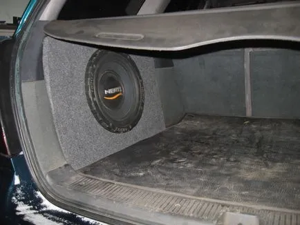 Asigurați-o carcasă „stealth“ subwoofer în aripa - pasionații de automobile Daewoo Nubira