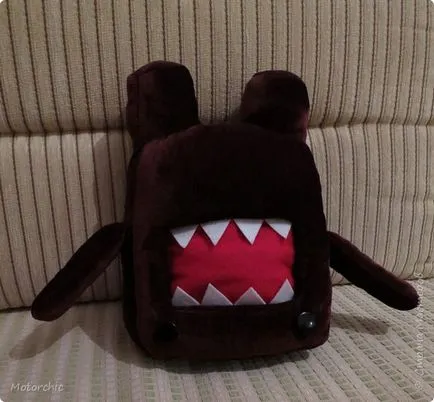 model Domo Kun cu propriile sale mâini