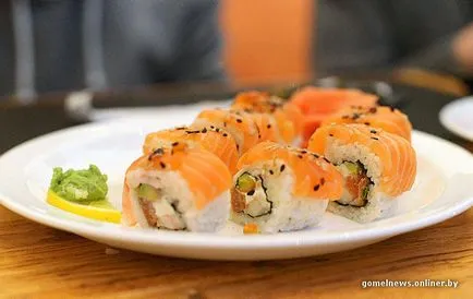 Experimentul a fost un adevărat sushi japonez gustat reale Gomel - Noutăți în imagini