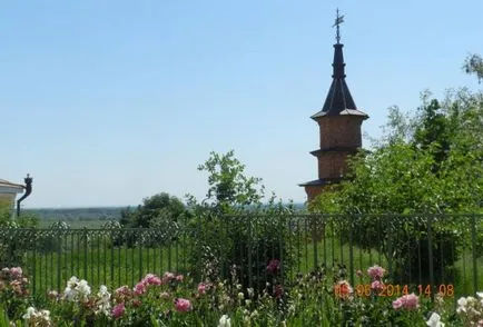 Св. Йоан Богослов манастир в poschupovo