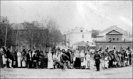 Történelem a sorban (39 fotó) - triniksi