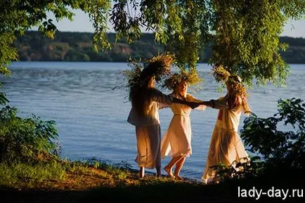 Ivana Kupala semnează, ritualuri, farmece, rețete simple, cu fotografii