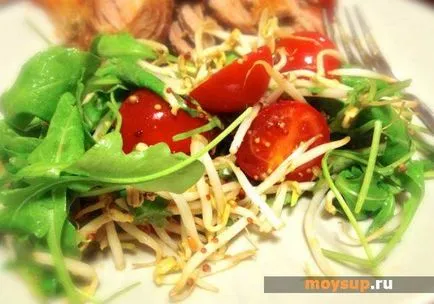 Salata italiana cu rucola, roșii cherry și mozzarella moi - viata mea