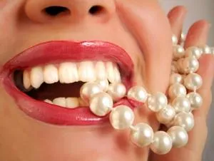 Cum de a albi dintii în Photoshop în două minute