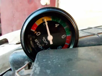 Hogyan lehet ellenőrizni a nyomást az üzemanyag vasúti kezével mit ellenőrzi a kalauz a világon az autók