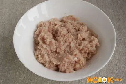 Csirke húsgombóc rizzsel - főzés recept egy fotó