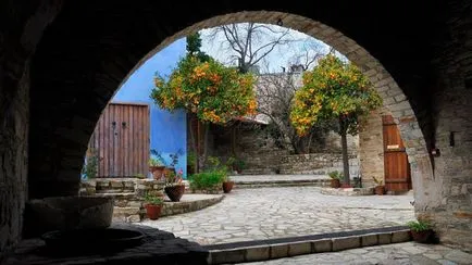 Лефкара - известен село в Кипър