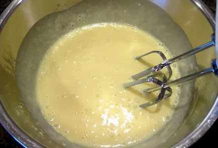 Как да се готви торта бързат със сгъстено мляко рецепта със снимка