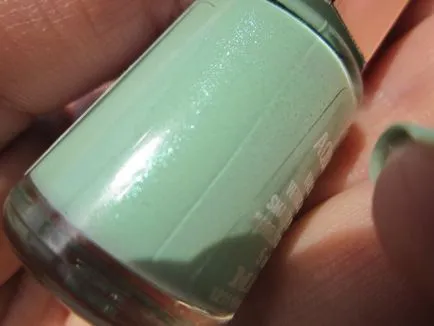 Culoare galbenele menta - Mavala Aquamarine # 154; lacrimi marmaid OPI s nlp18 argint OPI sfărâma nle62