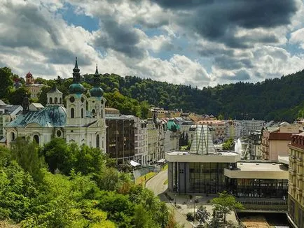 Relaxați-vă în Karlovy Vary, în iulie