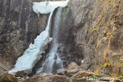 Преглед на водопад elamovsky (Benevskaya) и паркови дракони (chistovodnoe), Приморски край,