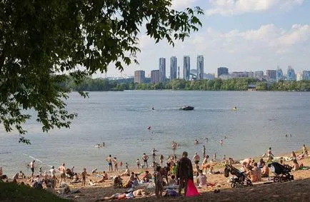 Rublyovo strand egy festői öbölben Myakinino (Budapest)