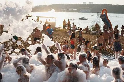 Rublyovo strand egy festői öbölben Myakinino (Budapest)