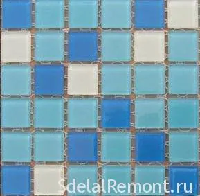 O varietate de mozaic pentru decorarea în baie pentru a crea un design