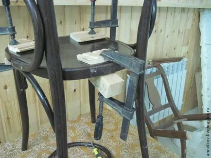 Ремонтни седалка Виенски столове