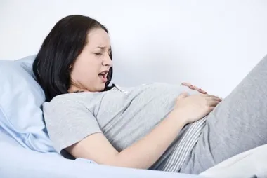 Спазми в долната част на корема по време на бременност