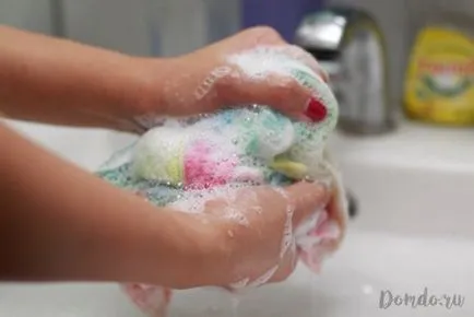 Kézmosó, hogyan kell mosni a dolgokat kézzel