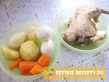 Salata cu carne de pui si morcovi - pentru copii sub formă de morcovi (foto), rețete pentru copii, bucătărie