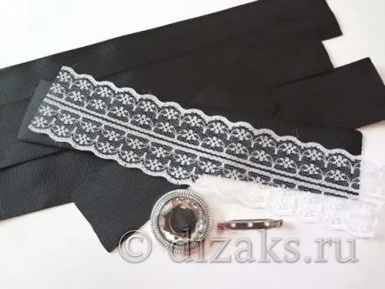 Училище вратовръзка kanzashi на повторения панделки с ръцете си