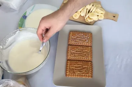 Cake sütés nélkül a cookie-k - 5 körökre receptek