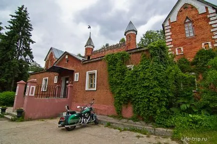 Manor Sukhanovo - atmosferă plăcută pustiirii