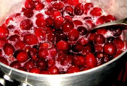 Jam боровинки през зимата - вкусни и още много полезна