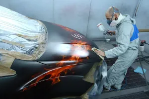 Airbrush процеса на създаване на автомобил преден капак, предимства и недостатъци